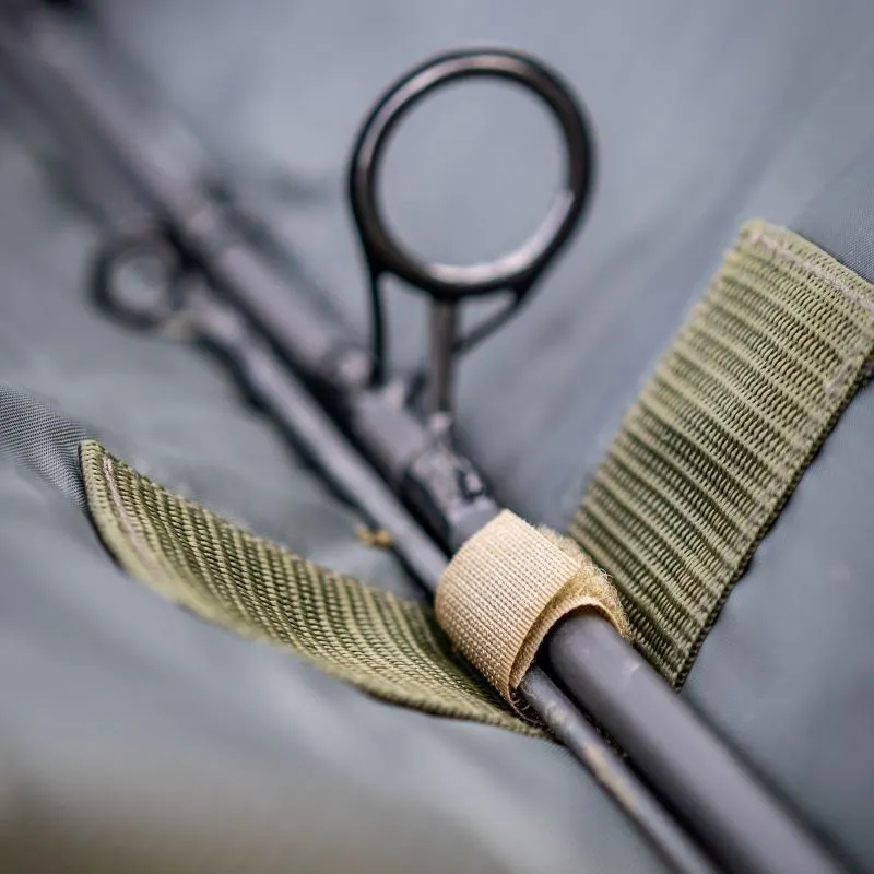 Daiwa Black Widow 3 Rod Holdalls 4 Daiwa Black Widow 3 Rod Holdalls - Image 4