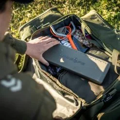 Daiwa Black Widow Low Level Carryall -Rods Sales dj5x5s0m638060968667456323