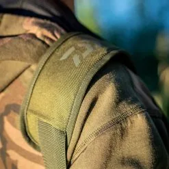 Daiwa Black Widow Compact Tackle Bag 19 Daiwa Black Widow Compact Tackle Bag -Rods Sales gv1j5eba638131099844982408