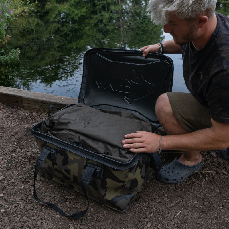 Avid Carp Stormshield Pro Carryalls 8 Avid Carp Stormshield Pro Carryalls - Image 8